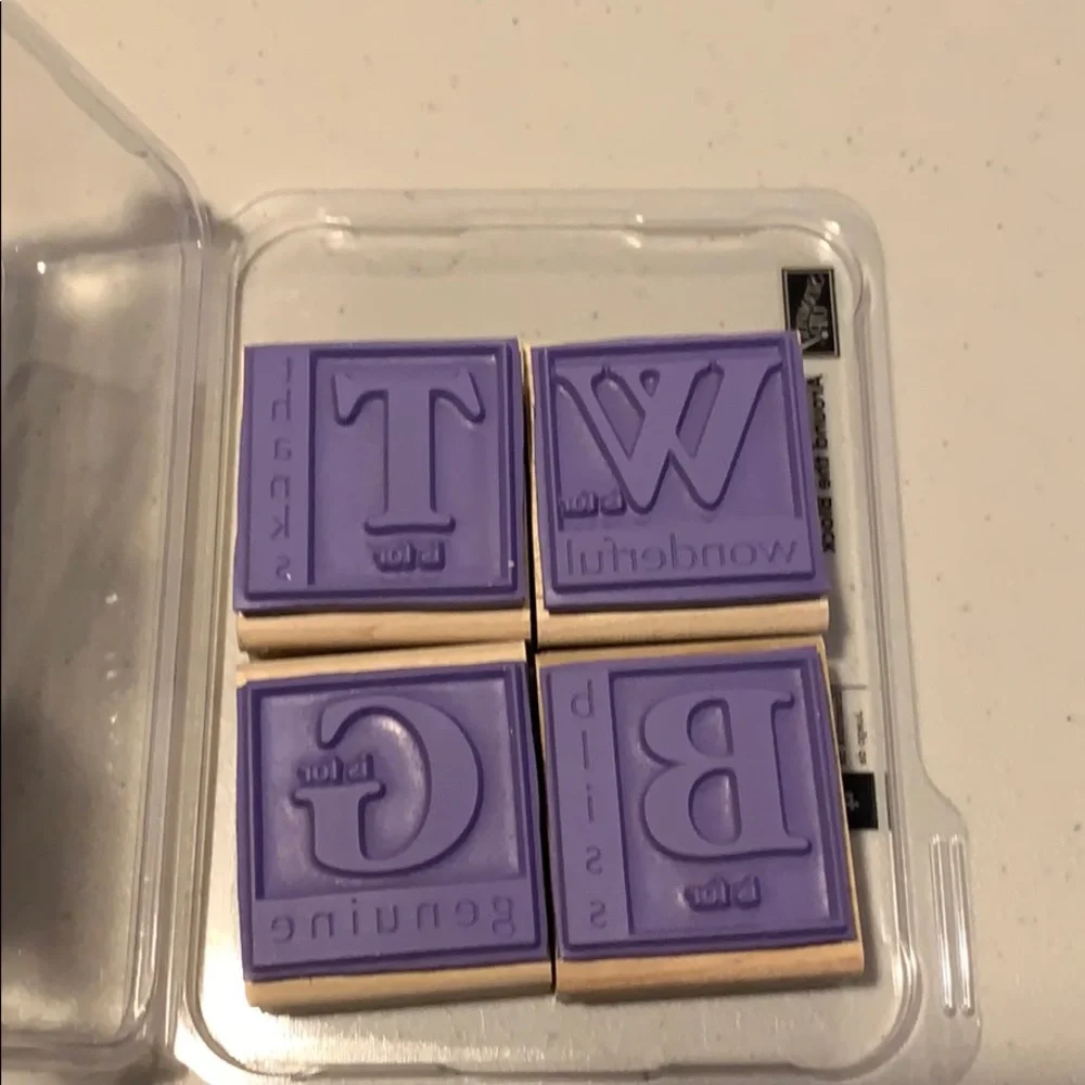 🎭 3/$25 - Around the Block hostess only set